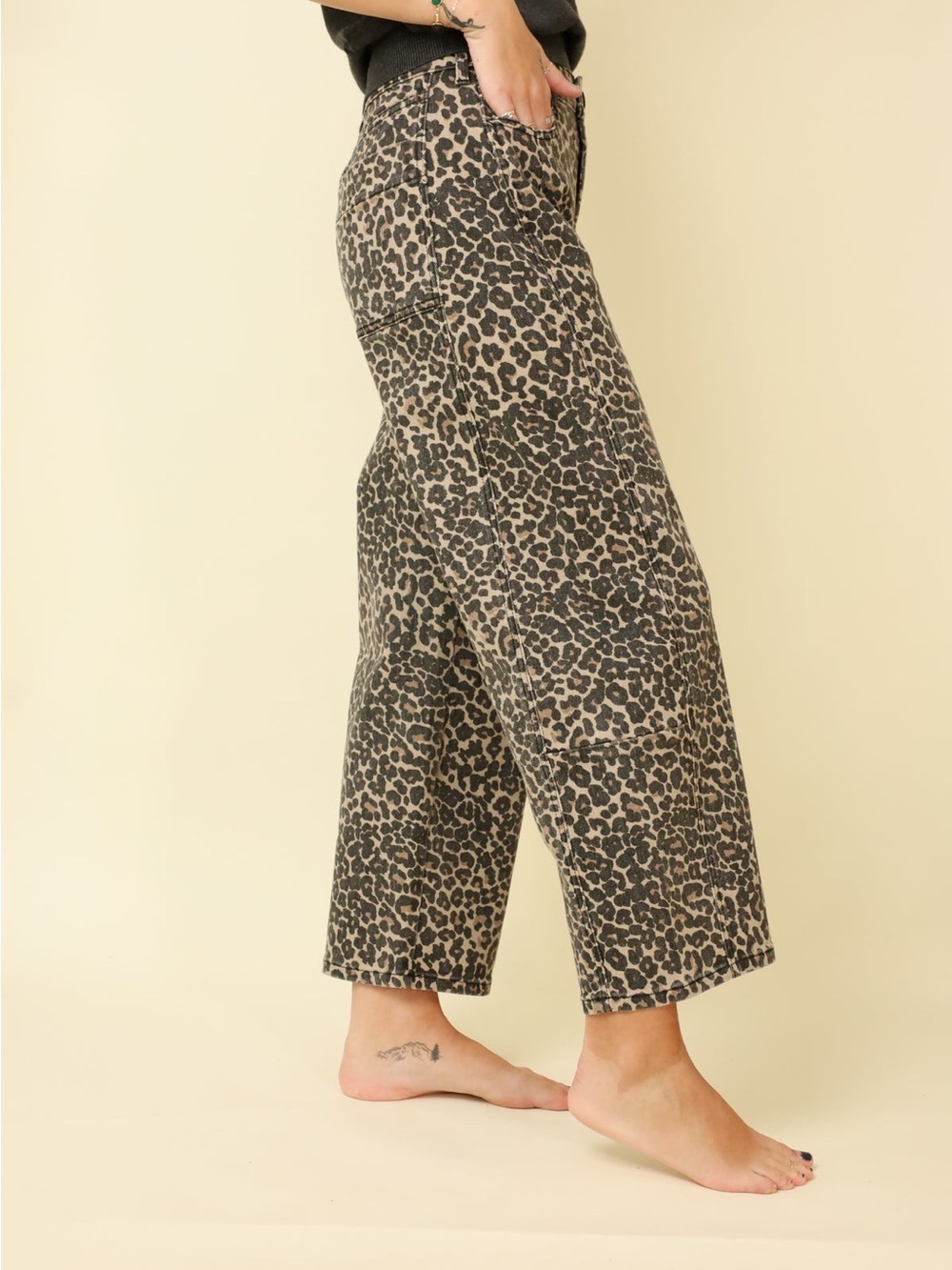 Petite Wide Leg Leopard Print Pants - Brown/Black - Picture 3 of 8